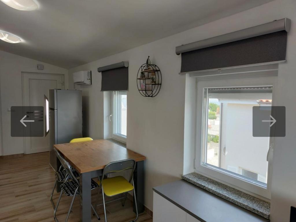 שילו Apartmani Jedro מראה חיצוני תמונה