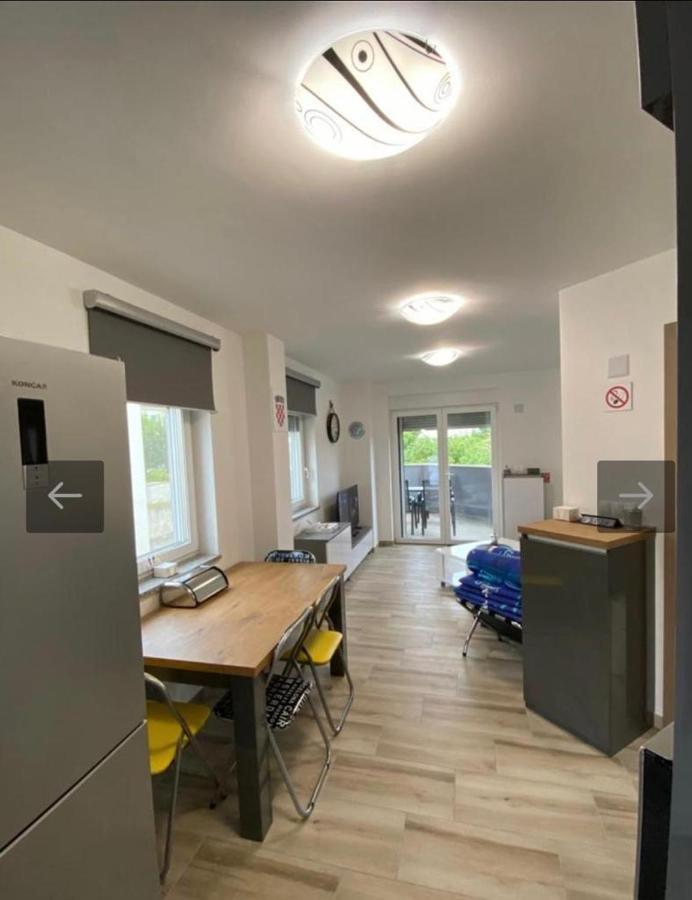 שילו Apartmani Jedro מראה חיצוני תמונה